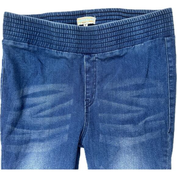 Turquoise Haven Pull On Trumpet Flare Jeans Size Medium - Picture 3 of 4